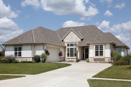 Top 5 Areas Around Your Home to Pressure Wash Before Summer